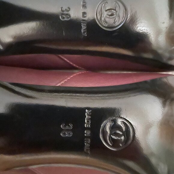 CHANEL Calfskin Brown CC Chain Knee High Boots Size 38 - Excellent - Picture 3 of 13